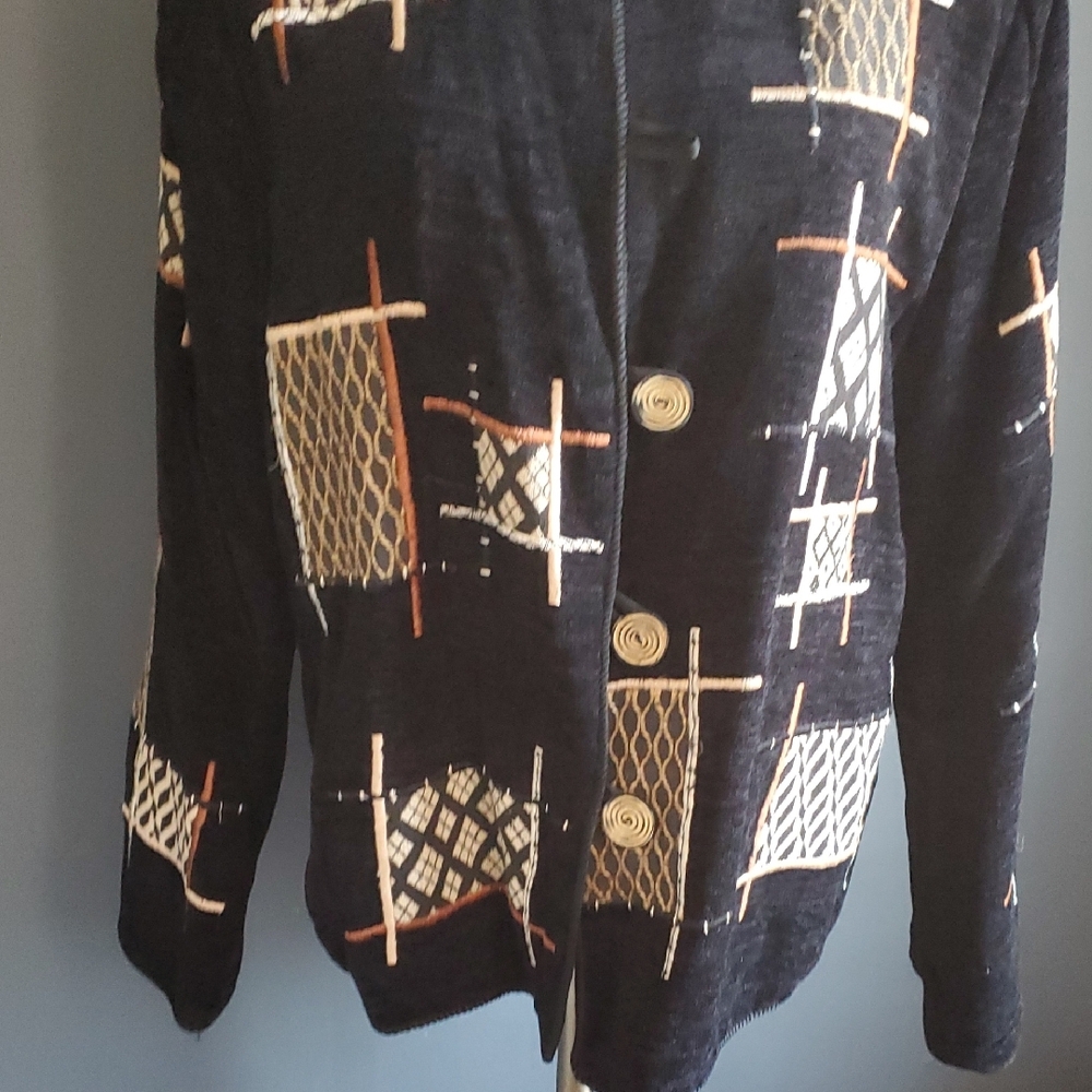 Elegant Black Patchwork Jacket with Gold Accents - image 3